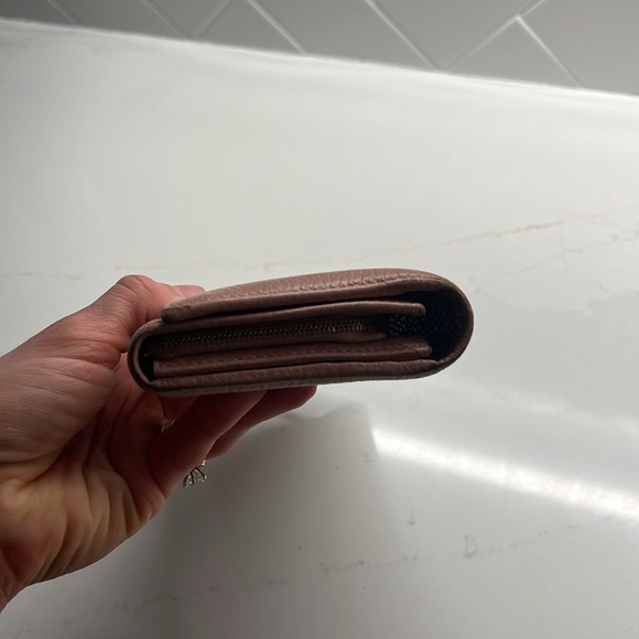 Pink Gucci wallet - Picture 11 of 13